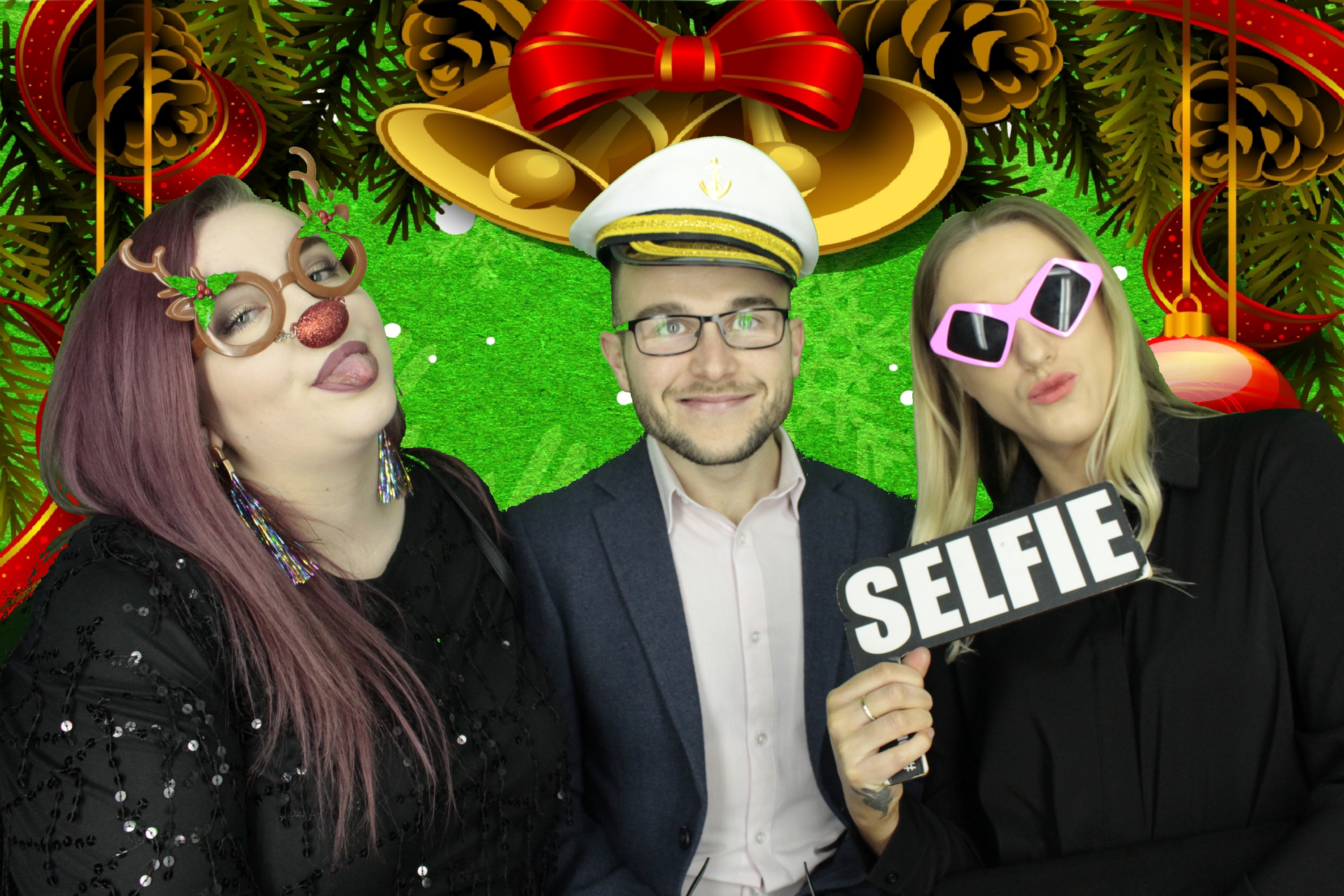 Ocean Network Express Christmas Party 2019 | View more photos from the event at gallery.myphotoboothexperience.co.uk/u/MyPhotoBoothExperienceLtd/Ocean-Network-Express-Christmas-Party-2019